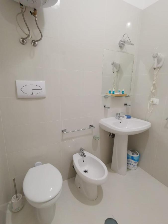 Bed and Breakfast Al porticciolo Salerno Esterno foto