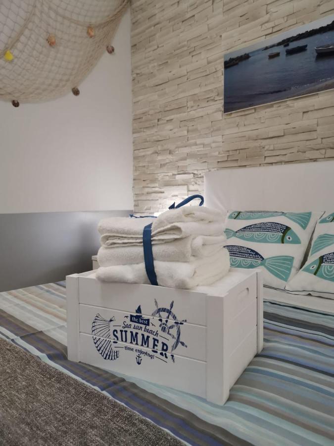 Bed and Breakfast Al porticciolo Salerno Esterno foto