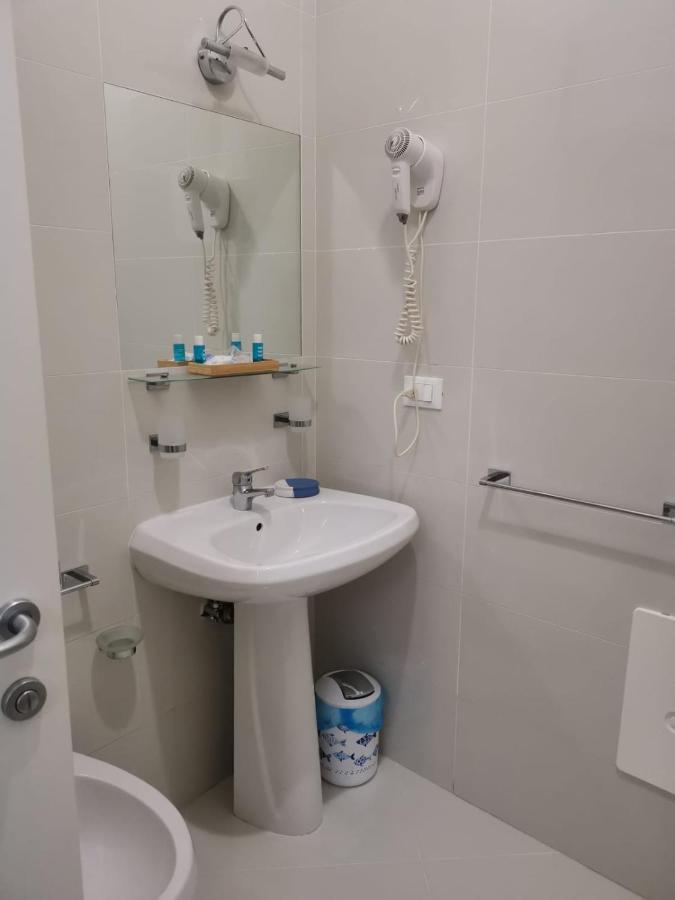 Bed and Breakfast Al porticciolo Salerno Esterno foto