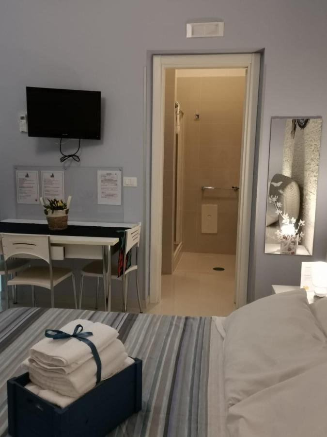 Bed and Breakfast Al porticciolo Salerno Esterno foto