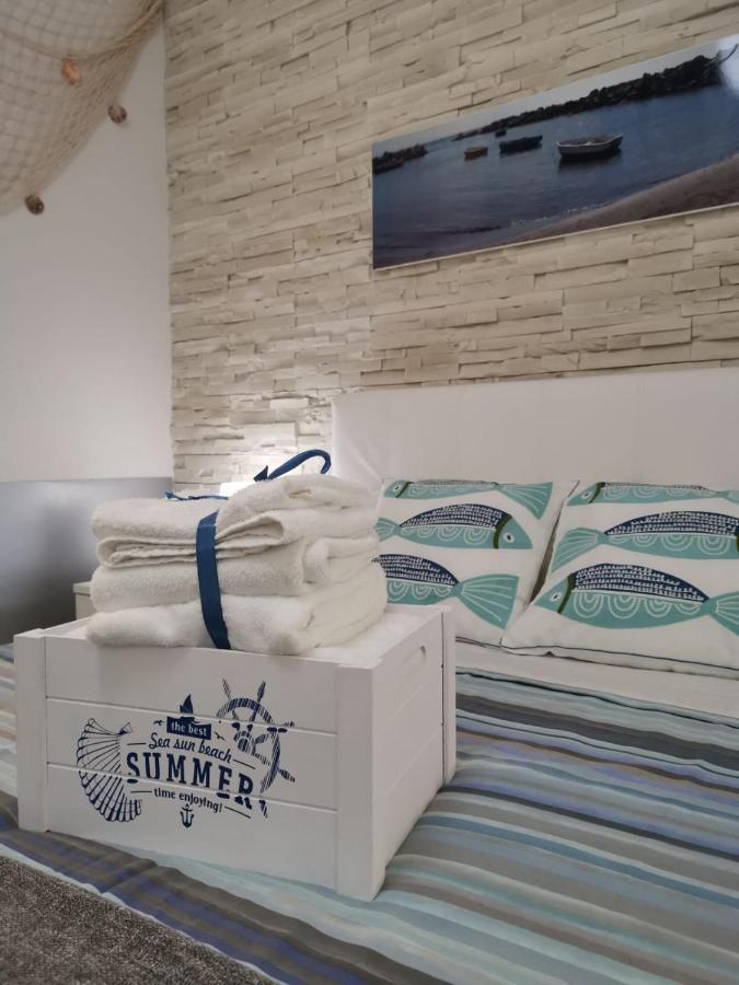 Bed and Breakfast Al porticciolo Salerno Esterno foto